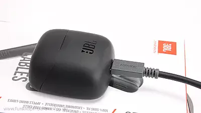 JBL TUNE 220 im Test 37