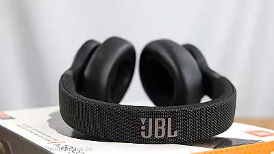 JBL LIVE-650-BTNC Logo