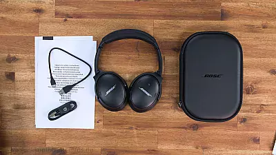 Der Bose QuietComfort 45 Lieferumfang