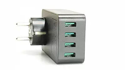 USB-Steckdosenadapter