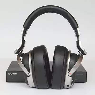 Sony MDR-HW700DS 9.1