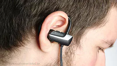 Acorce 705C im Ohr