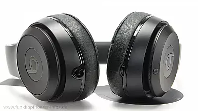 Beats Solo 3 wireless 35