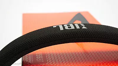 JBL-E55BT 15